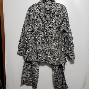 Victoria's Secret Monochrome Animal Print Pajama Set